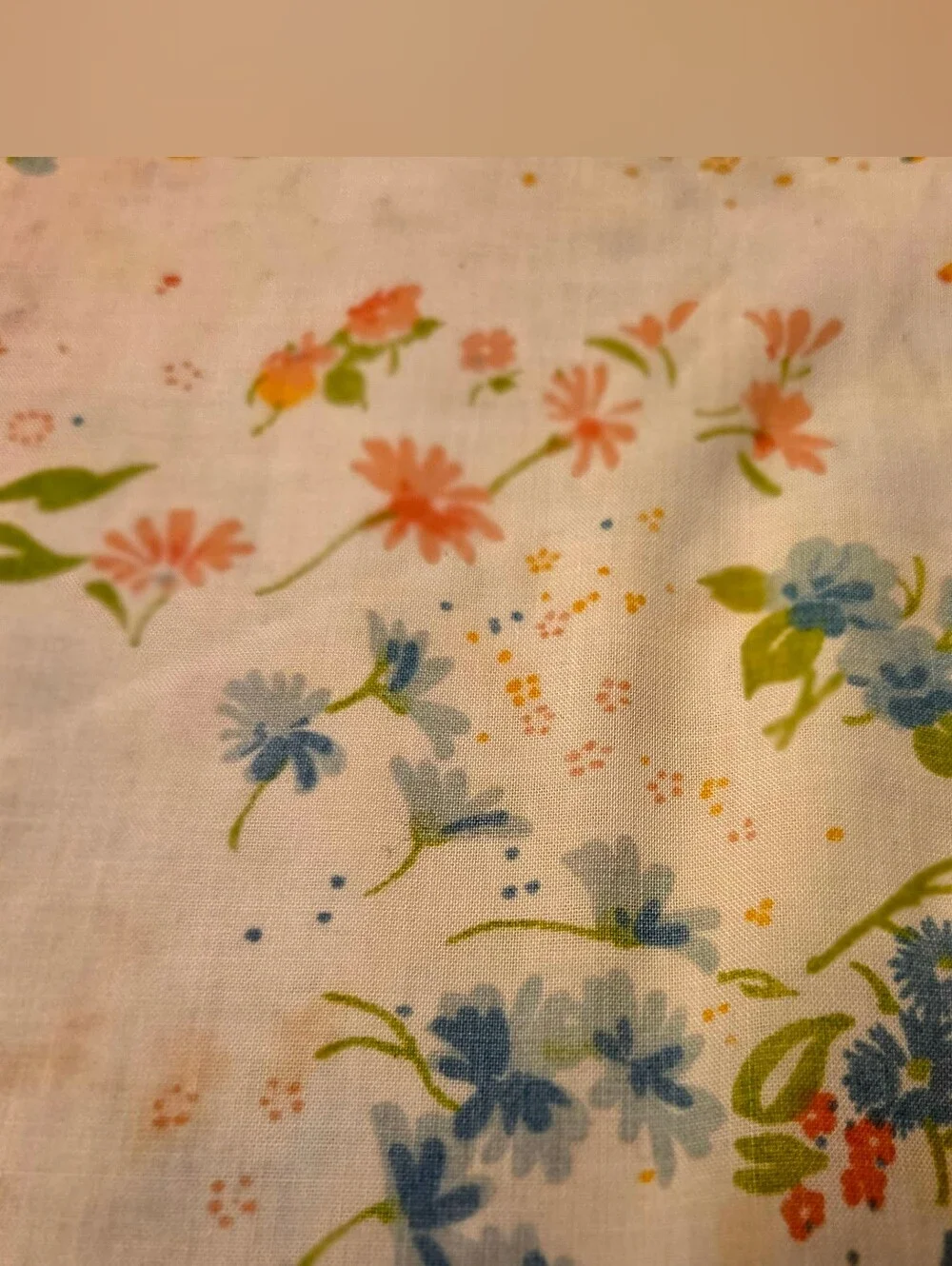 Vintage 1970s Cannon Monticello Twin Sheet Floral Fabric Cottagecore Sewing